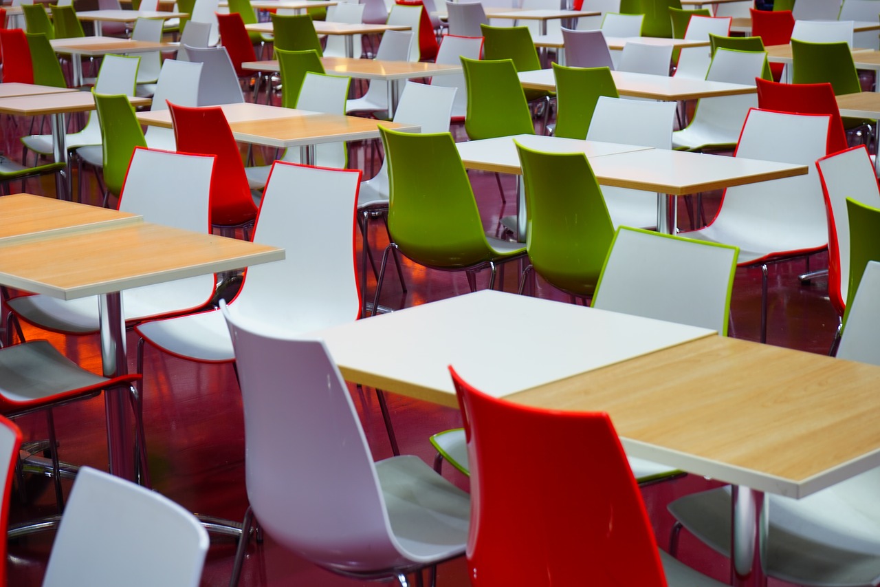 dining tables 461867 1280