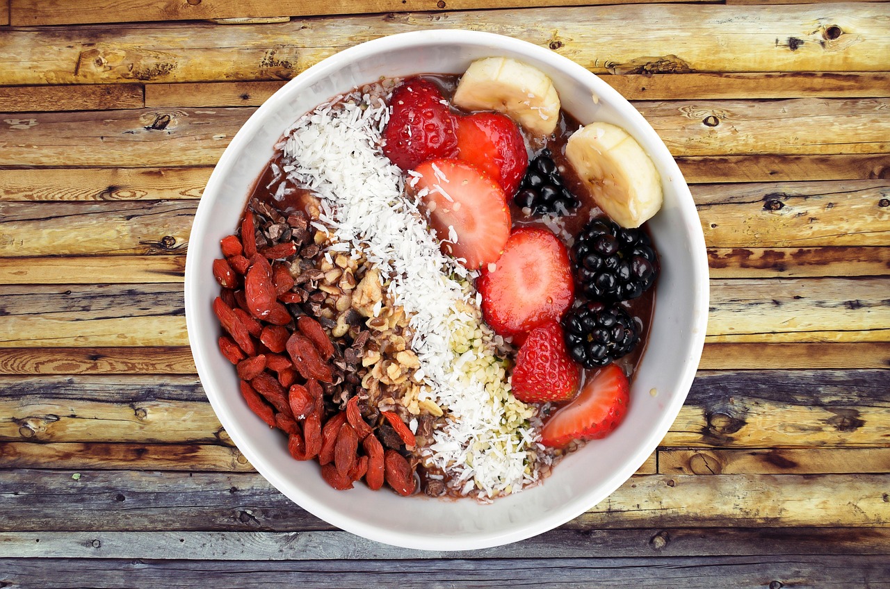bowl of fruit 1205155 1280