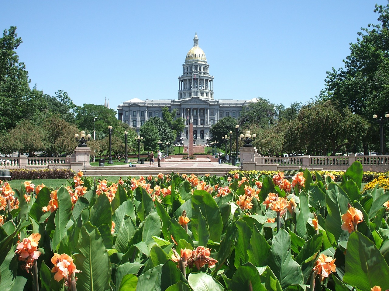 denver 381310 1280