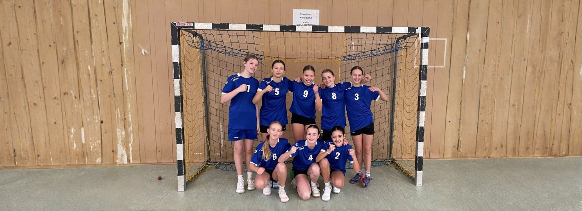 Handballerinnen bei Jugend trainiert für Olympia